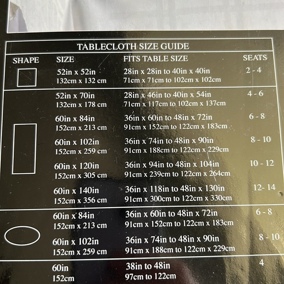 BNIB Microfiber Tablecloth - Picture 4 of 5